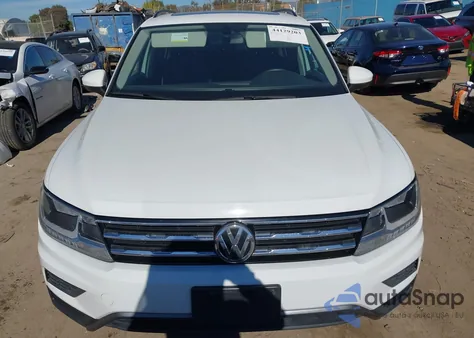 2020 Volkswagen Tiguan Se/Sel z USA, uszkodzony, nr VIN 3VV3B7AX5LM071113